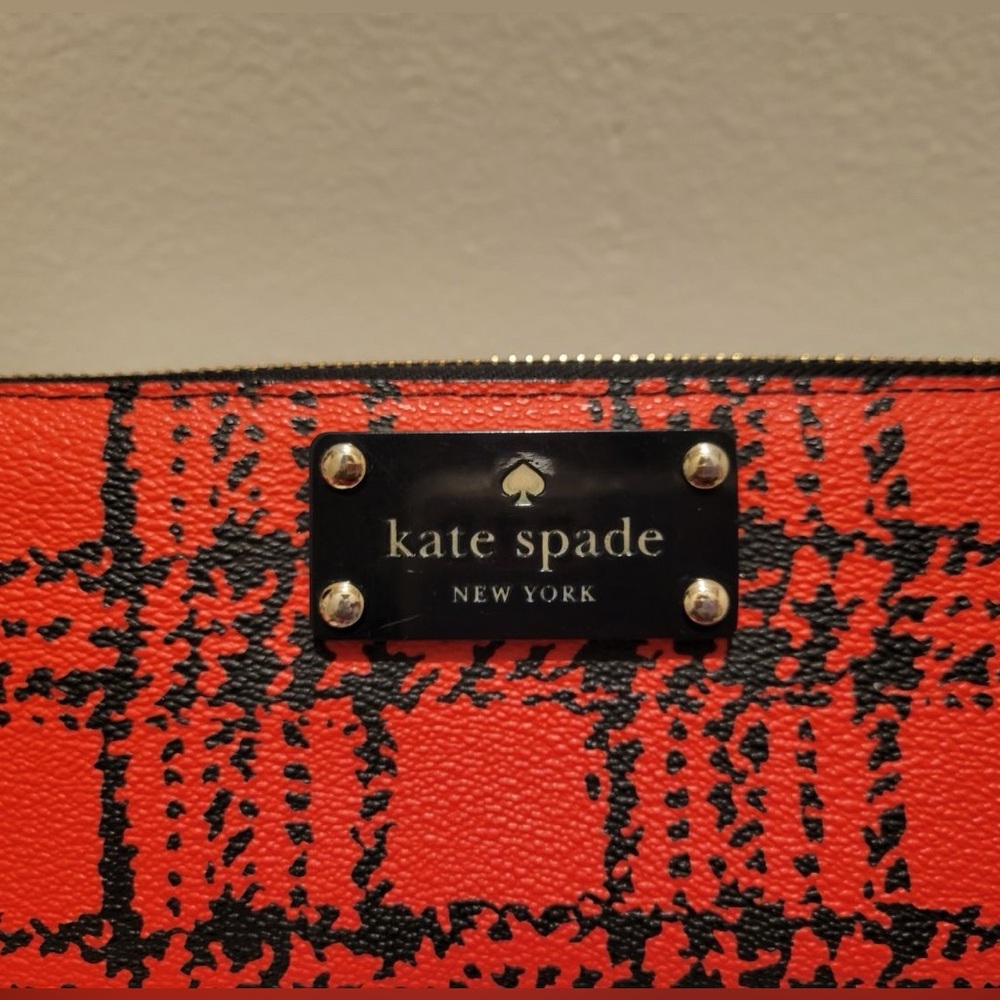 Kate Spade - Picture 3 of 7